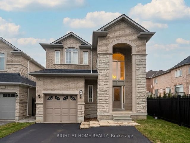 10 Edelweiss Avenue, Richmond Hill