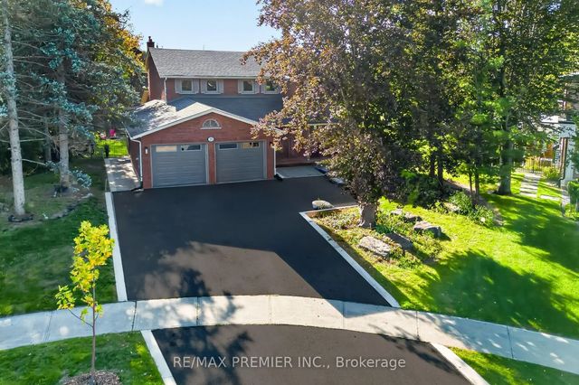 35 Yellow Pine Crescent, Vaughan