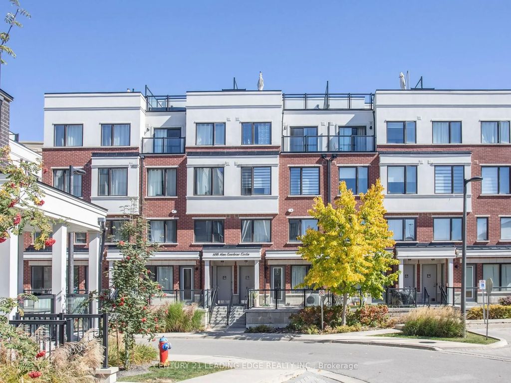 600 Alex Gardner Circle 119, Aurora