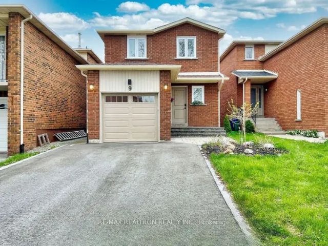 9 Checker Court, Vaughan