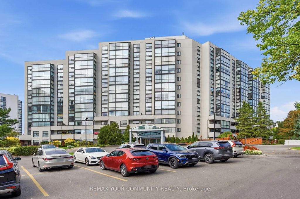 20 Harding Boulevard 402, Richmond Hill