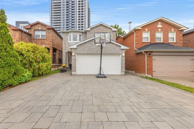 51 Chilmar Crescent, Vaughan