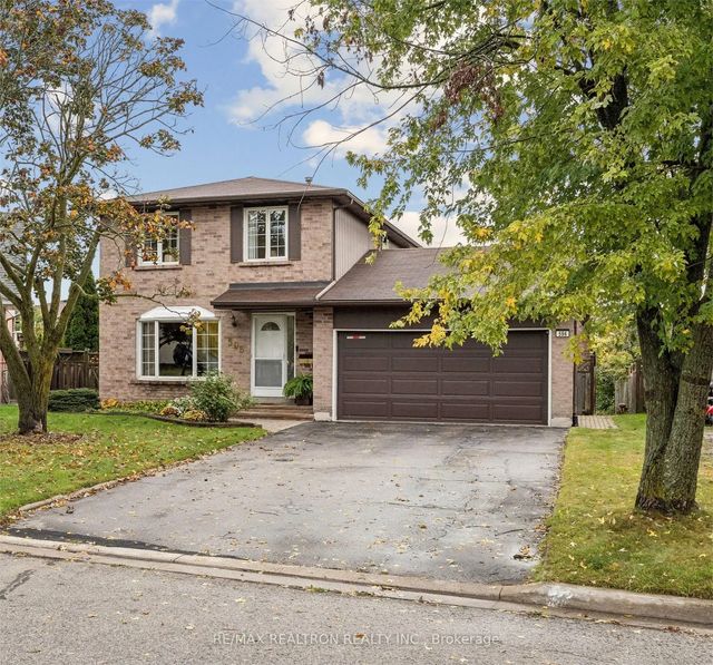 596 Brooks Howard Court, Newmarket