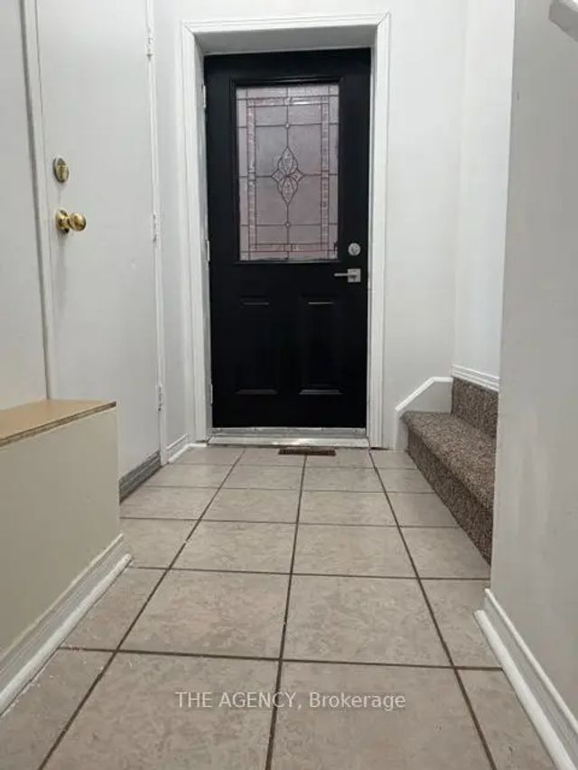 584 Doubletree Lane Bsmt, Newmarket