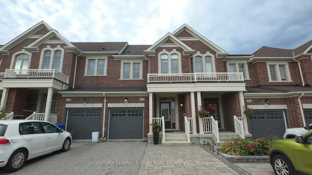 360 William Graham Drive, Aurora