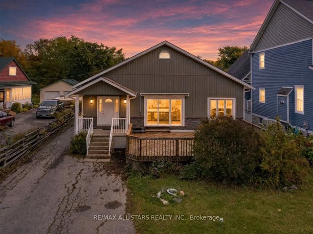 369 Lake Drive, Georgina