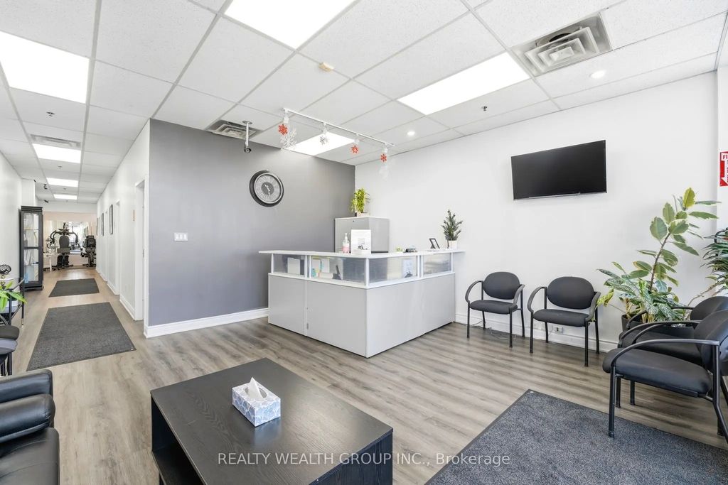 5731 Highway 7 N/a, Vaughan