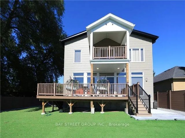 526 Lake Dr S Drive, Georgina