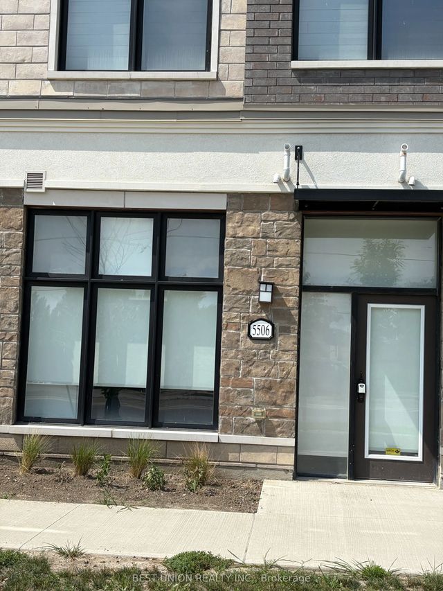 5506 Main Street, Whitchurch-Stouffville