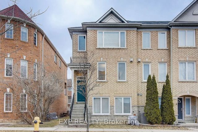 136 Galleria Pkwy N/a, Markham