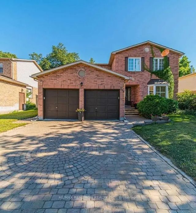 328 Salisbury Lane, Newmarket