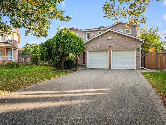 11 Espby Court, Richmond Hill