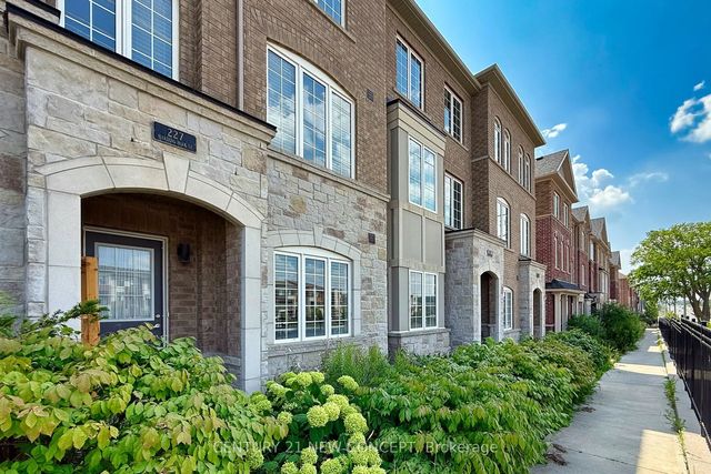 227 Harding Park Street, Newmarket