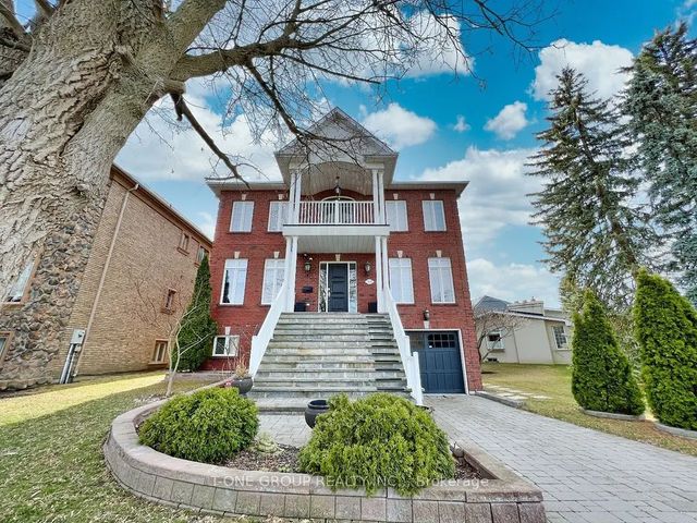 253 Carlton Road, Markham