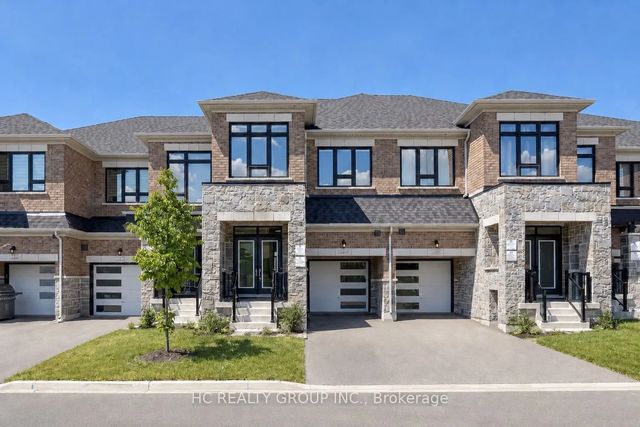 8 Hewison Avenue, Richmond Hill
