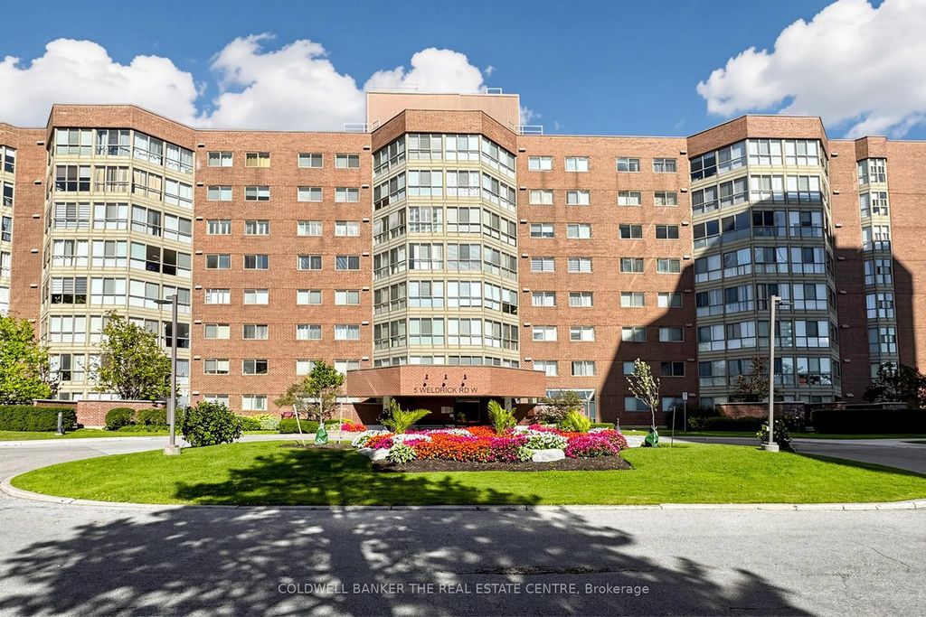 5 Weldrick Road W 301, Richmond Hill