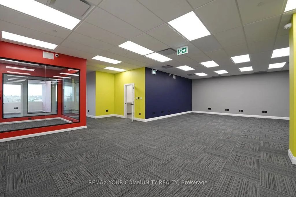 9390 Woodbine Avenue 320, Markham