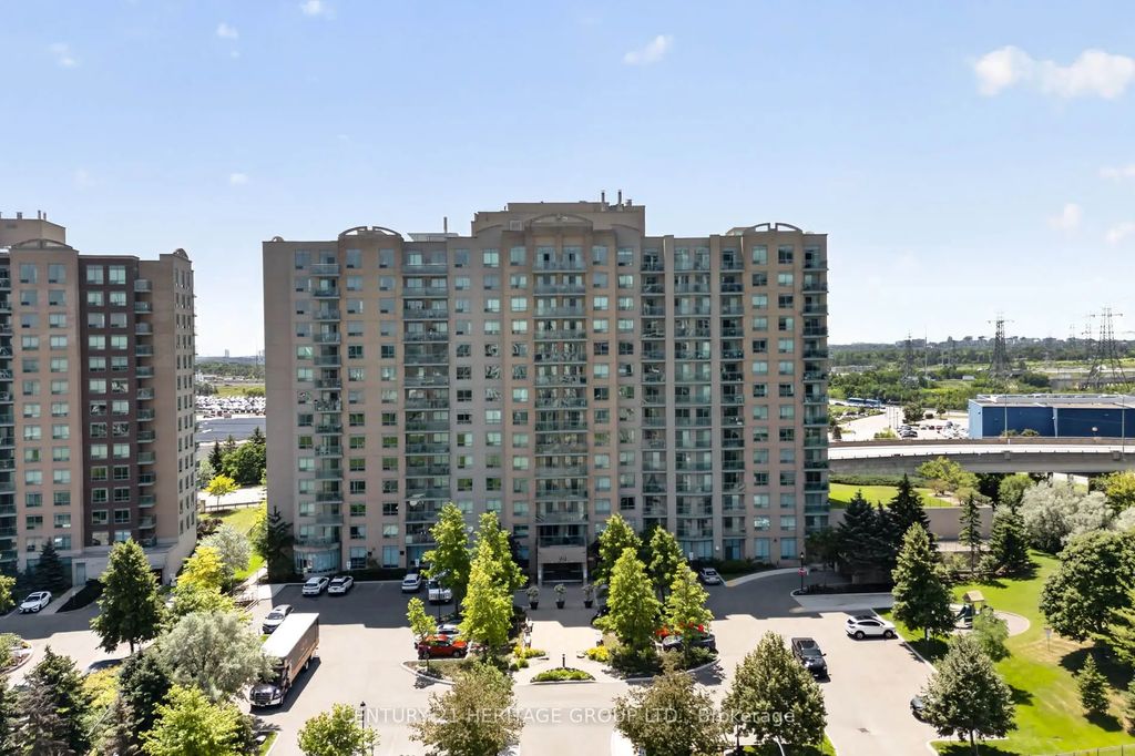 39 Oneida Crescent 1017, Richmond Hill