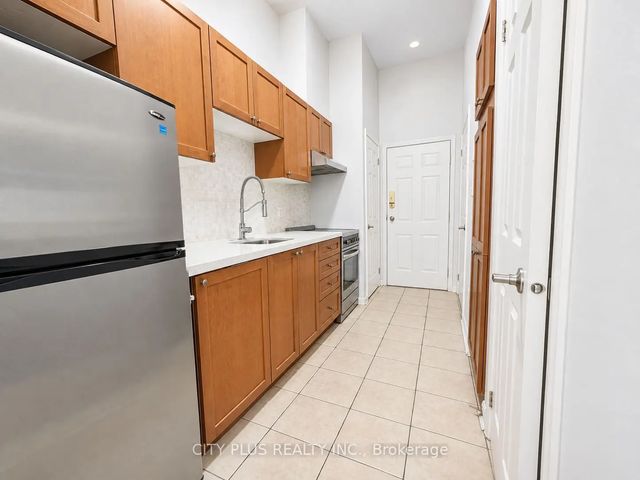 2703 Bur Oak Avenue 2, Markham