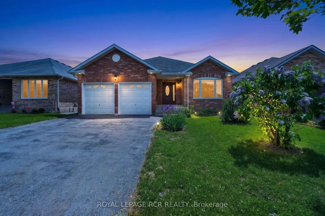 71 Elmwood Avenue, Brock