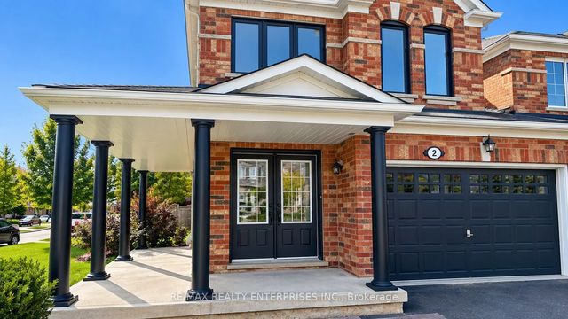2 Summit Drive, Vaughan