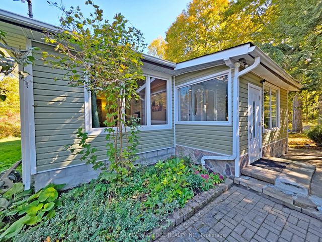 11 Brule Lakeway N/a, Georgina