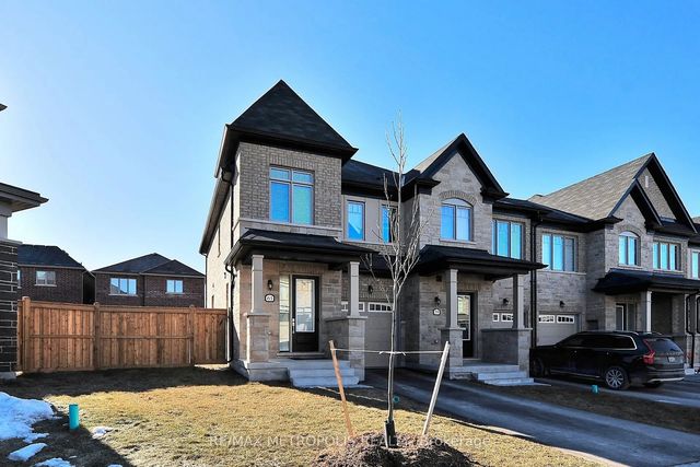 61 Seedling Crescent, Whitchurch-Stouffville