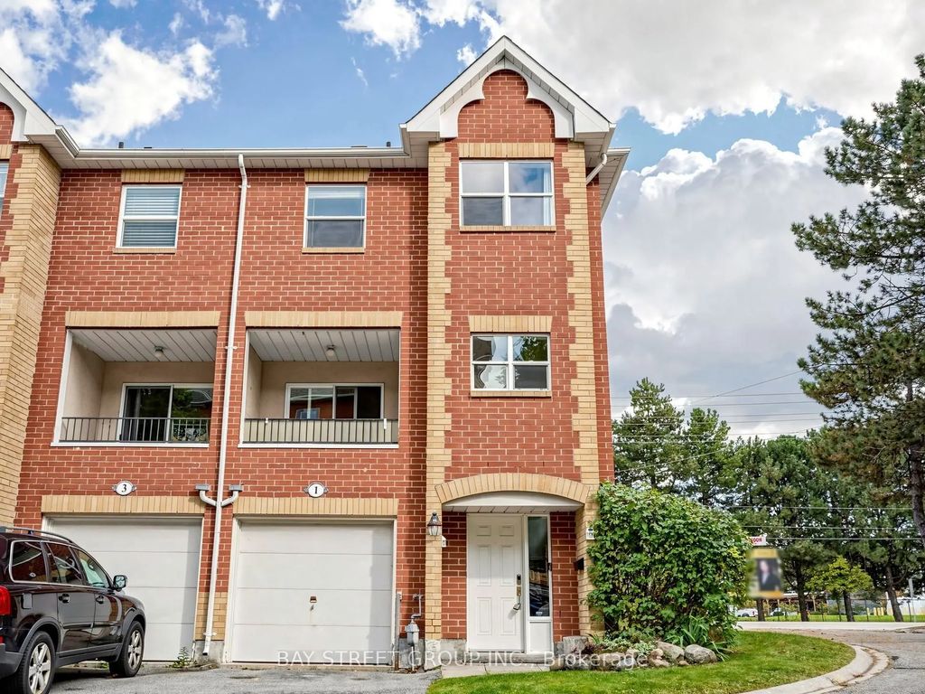 1 Maple Park Way, Markham