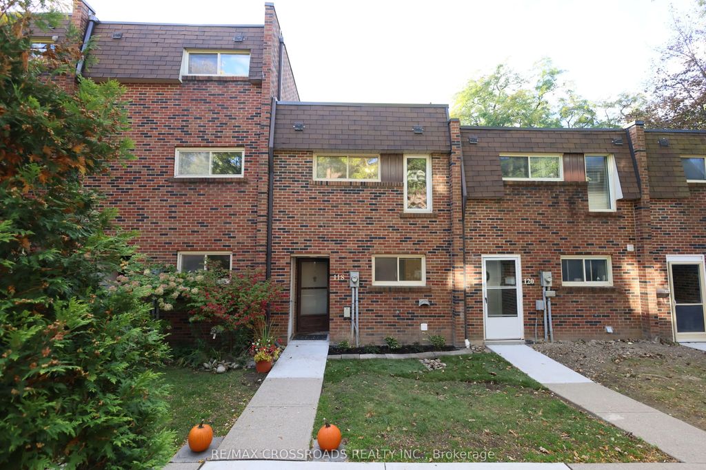 118 Wales Avenue 3, Markham