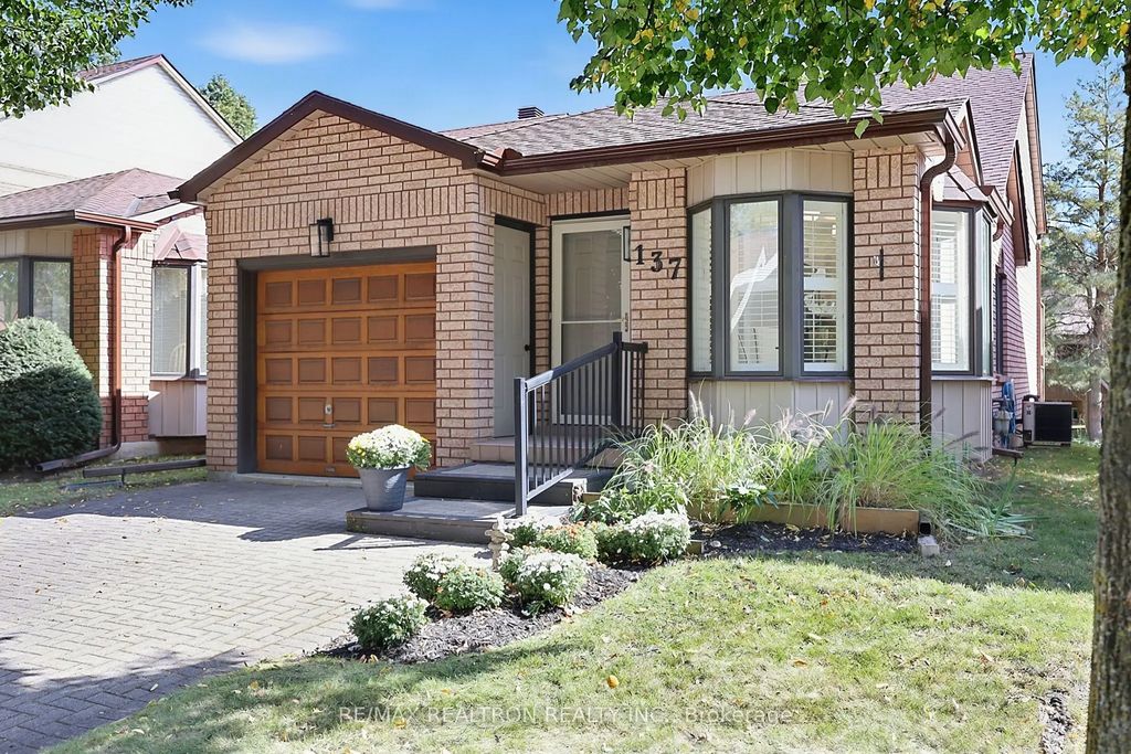 137 Riverview Road, New Tecumseth