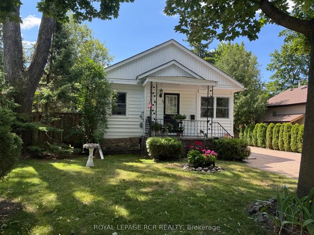 82 Mill Street, Richmond Hill