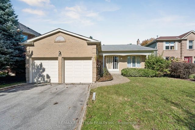 87 Peevers Crescent, Newmarket