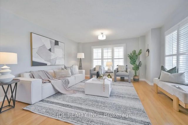 21 Iron Horse Avenue, Richmond Hill