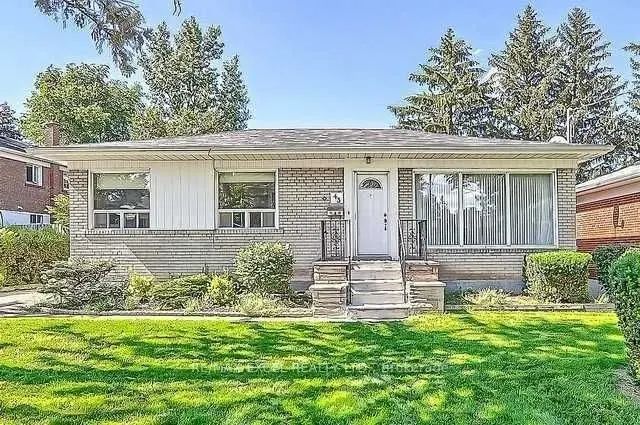 43 Boothbay Crescent (lower Level), Newmarket