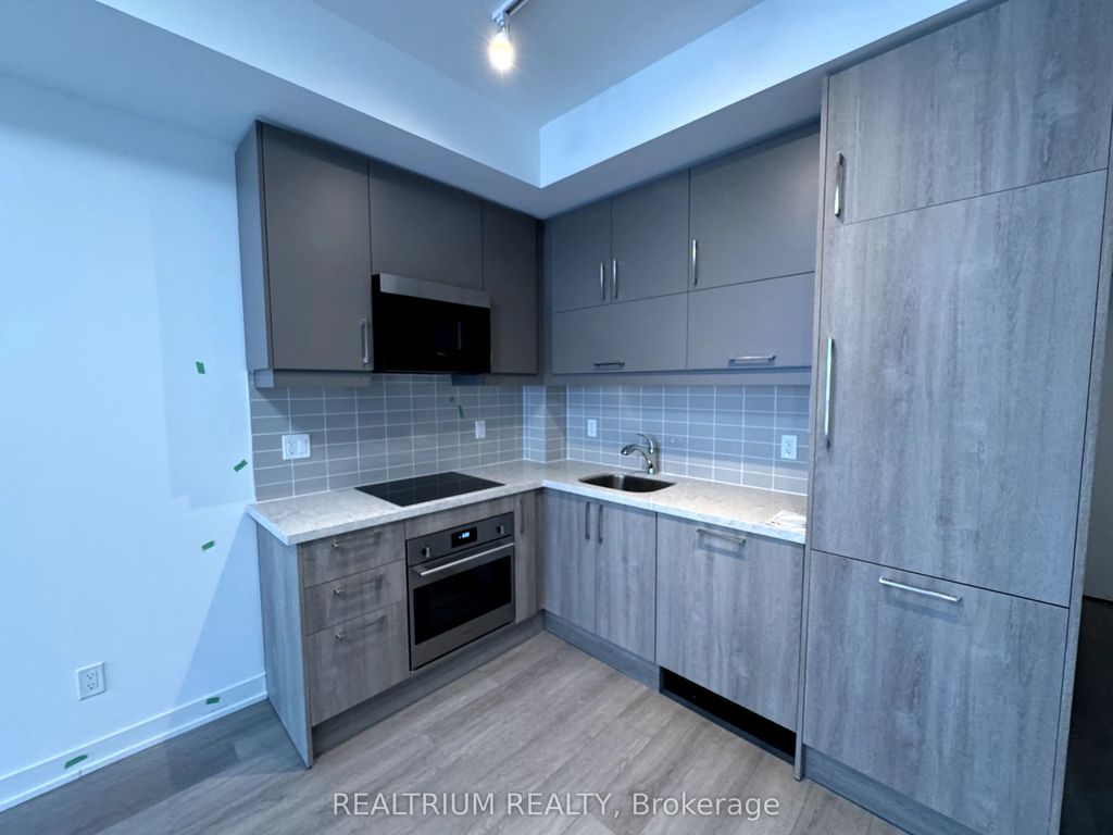 38 Simcoe Promenade 804, Markham