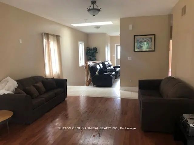 B130 Durham Regional 23 Road, Brock