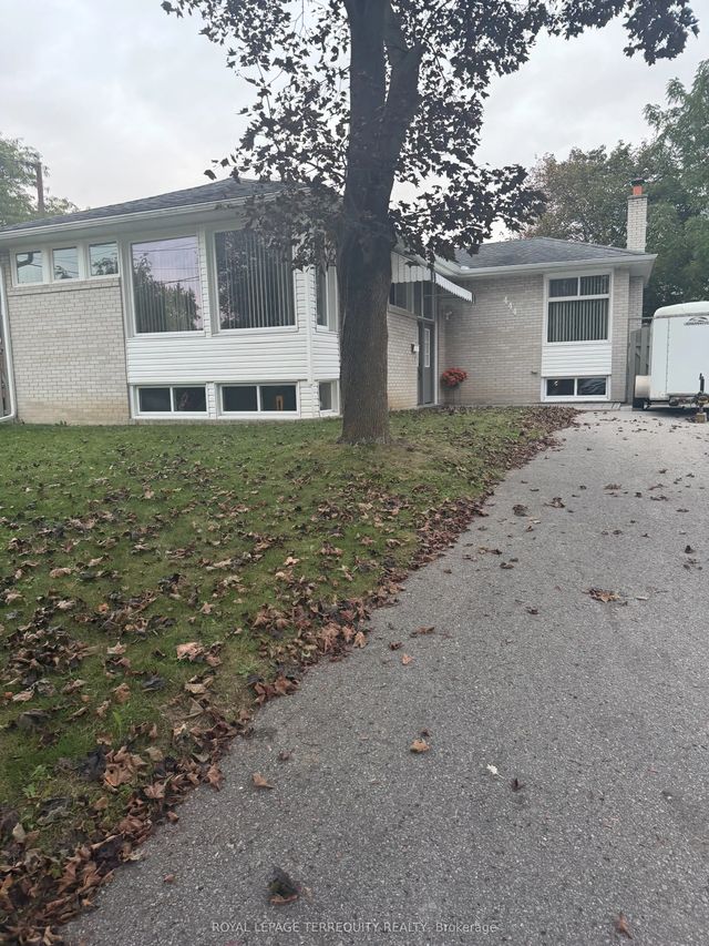 444 Osiris Drive, Richmond Hill