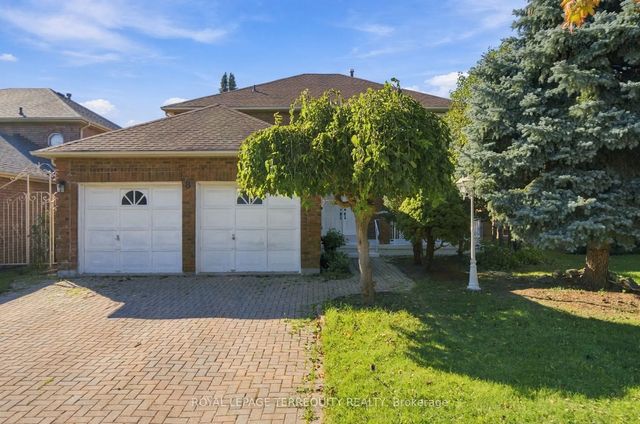 8 Mallory Avenue, Markham