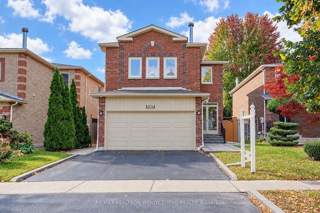 206 Bernard Avenue, Richmond Hill