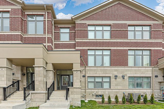 44 Seine Lane, Richmond Hill