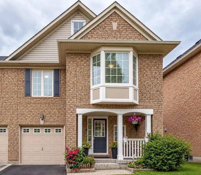 22 Roy Rainey Avenue, Markham