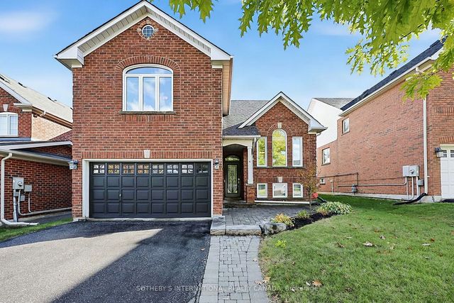 4 Brecken Drive, Georgina