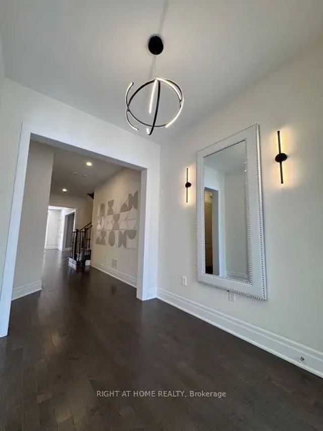 21 Casavant Court, Vaughan