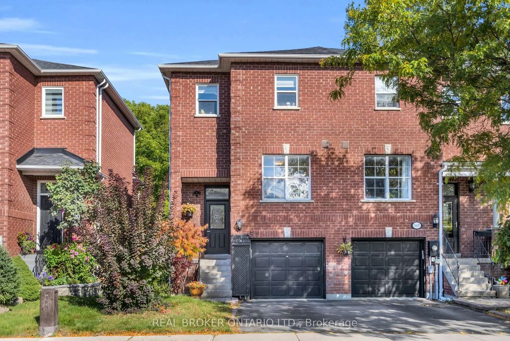 565 Bondi Avenue, Newmarket