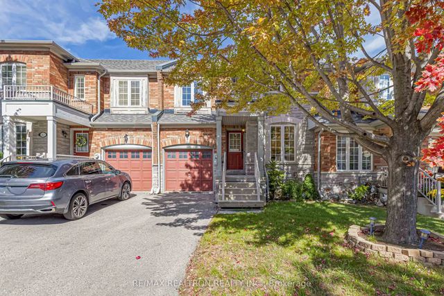 10 Macgregor Avenue, Richmond Hill