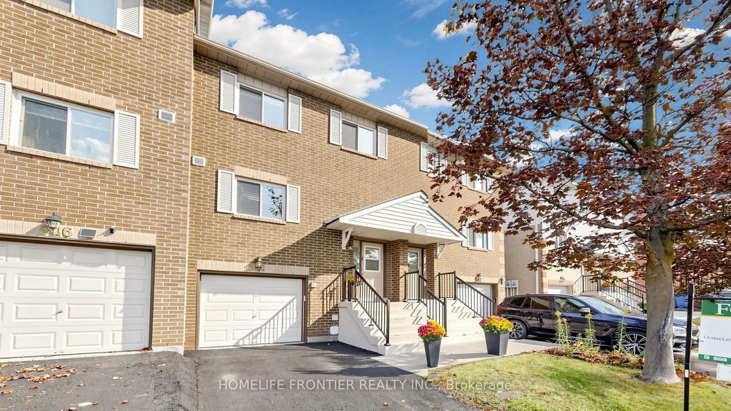 544 Jack Giles Circle, Newmarket