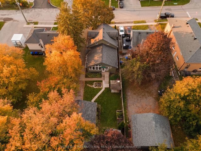 131 John Street E, Bradford West Gwillimbury