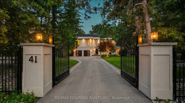 41 Sprucewood Drive, Markham