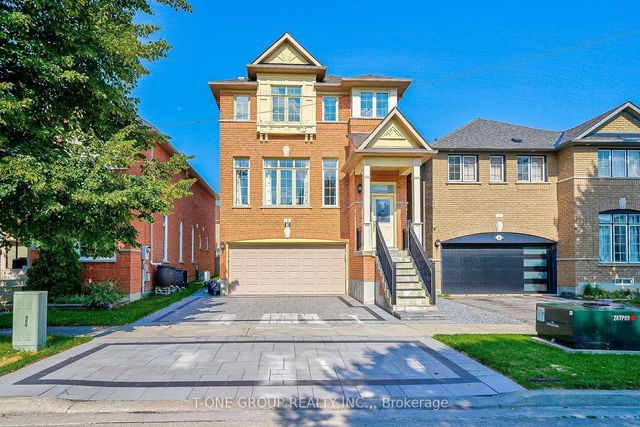 3 Mccaul Street, Markham