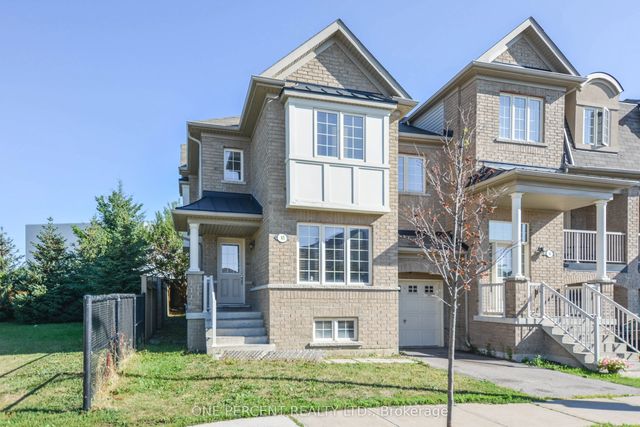 85 Benjamin Hood Crescent, Vaughan